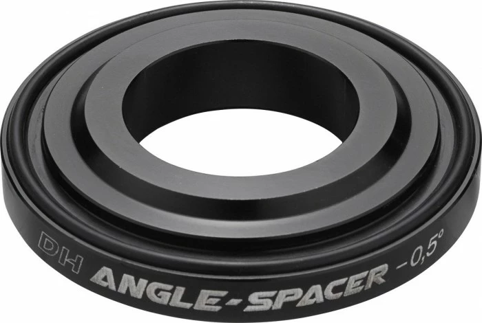 Reverse 0.5° DH Angle Spacer 1.5'' Reduz. Auf 1 1/8'' Schwarz 3 Reverse 0.5° DH Angle Spacer 1.5'' Reduz. Auf 1 1/8'' Schwarz