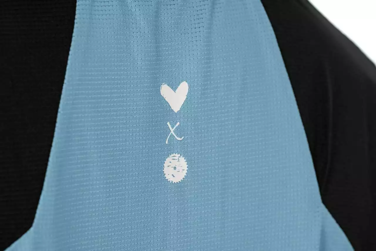 Cube ATX Damen Fahrrad Trikot Lang Blau 2023 7 Cube ATX Damen Fahrrad Trikot Lang Blau 2023 – Bild 5