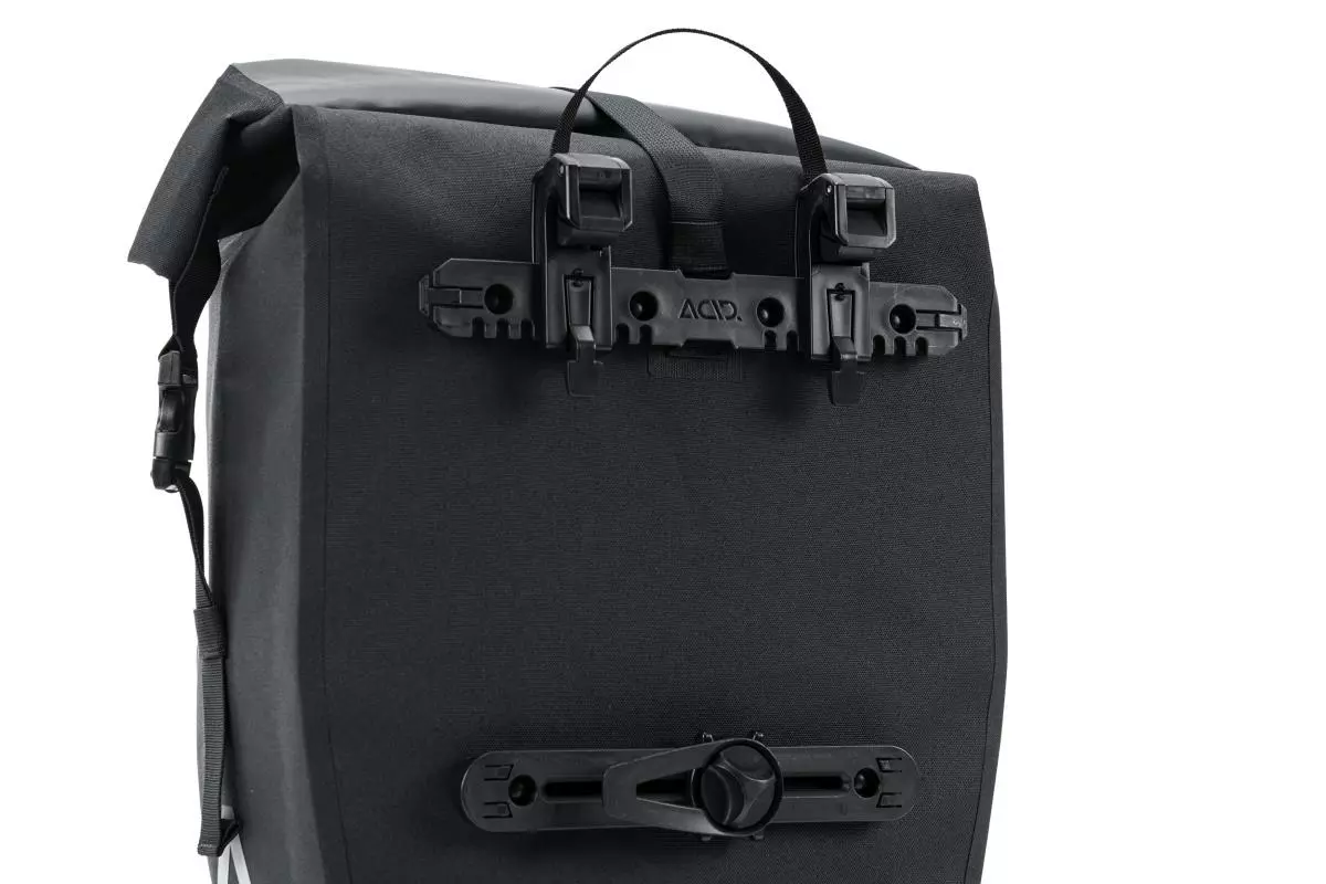 Acid Travlr Pure 15 Fahrrad Gepäckträgertasche Schwarz 6 Acid Travlr Pure 15 Fahrrad Gepäckträgertasche Schwarz – Bild 4