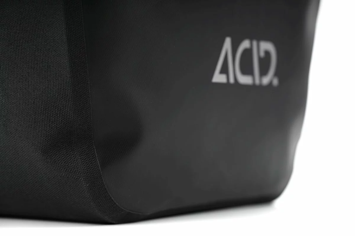 Acid Travlr Pure 15 Fahrrad Gepäckträgertasche Schwarz 5 Acid Travlr Pure 15 Fahrrad Gepäckträgertasche Schwarz – Bild 3
