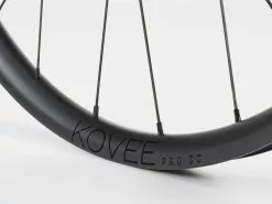 Bontrager Kovee Pro 30 TLR Boost 29'' Carbon MTB Vorderrad Schwarz -Fahrräder Verkäufe BontragerKoveePro30TLRBoost29MTBWheel37180BAlt3