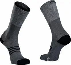 Northwave Extreme Pro High Winter Fahrrad Socken Grau/schwarz 2024