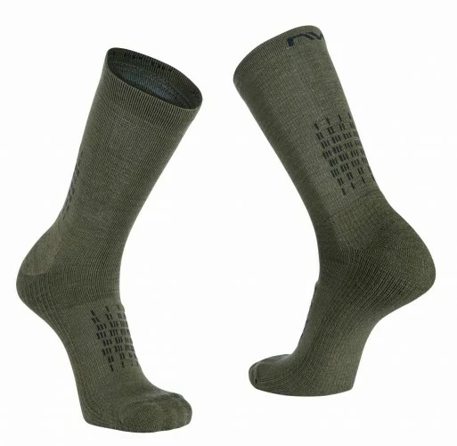 Northwave Fast Winter High Winter Fahrrad Socken Grün/schwarz 2024 3 Northwave Fast Winter High Winter Fahrrad Socken Grün/schwarz 2024